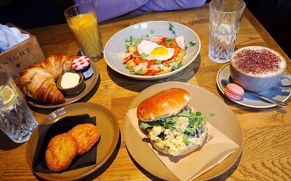 Brunch Leicester - Knight & Garter 