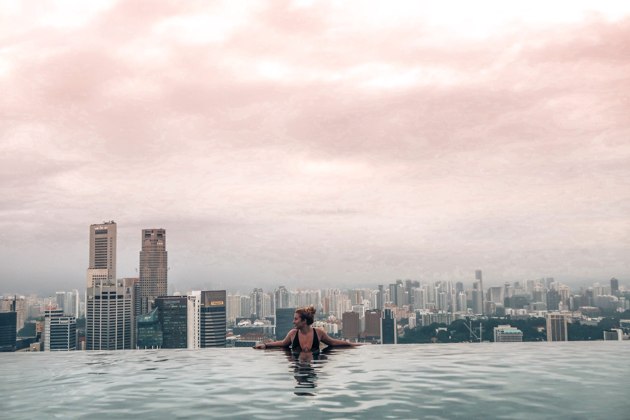 Marina Bay Sands pool at Sunrise 